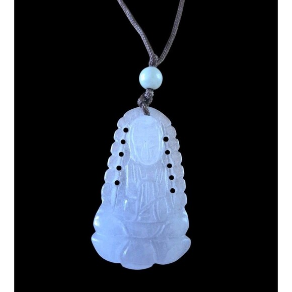 Vintage Carved White Jade Pendant Necklace Quan Yin Motif - Picture 1 of 4